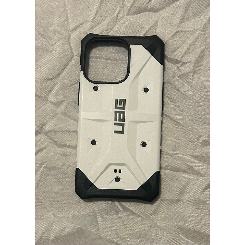 URBAN ARMOR GEAR UAG Pathfinder - White for iPhone 13 Pro